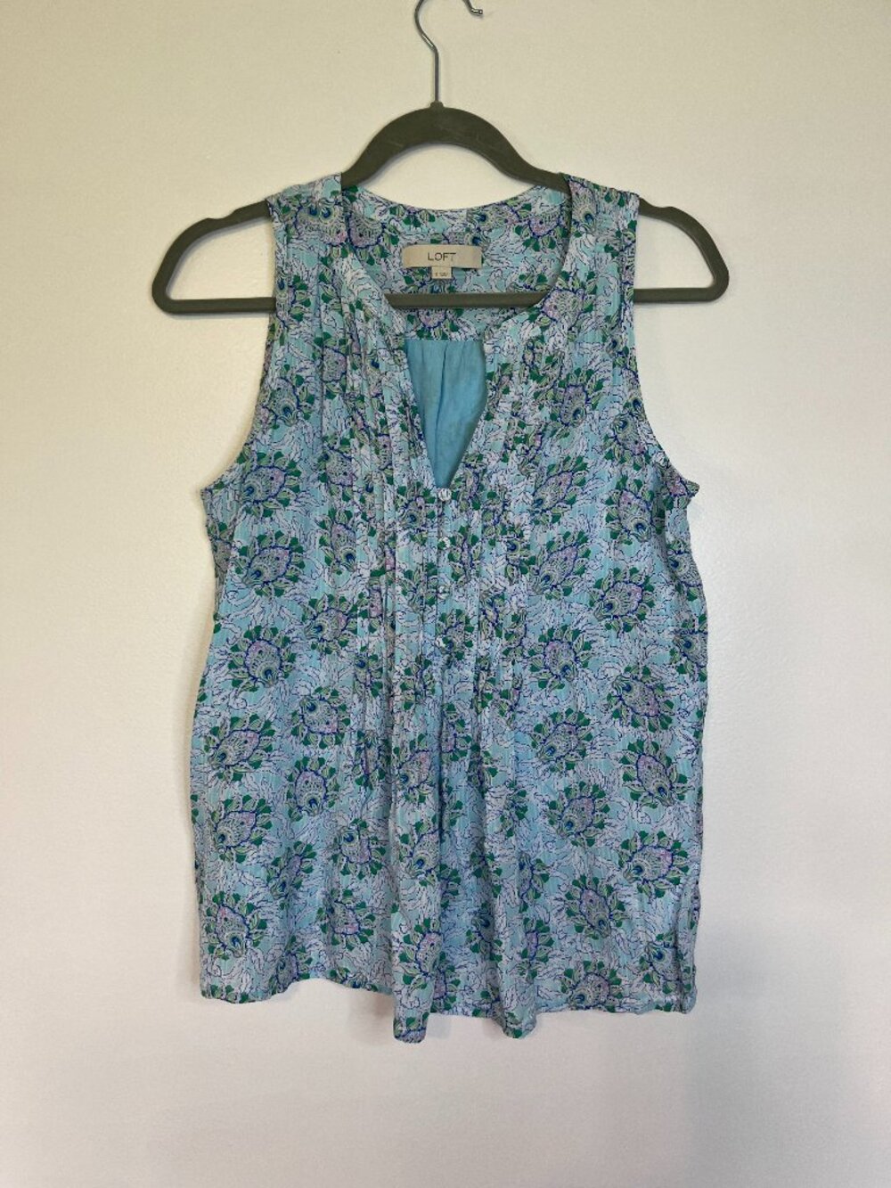 Loft Paisley Pastel Print Sleeveless Blouse